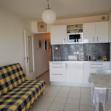 Joli +cabine Pour 4 Personnes.face - Proche Du Centre - Fr-1-803-74 Appartement